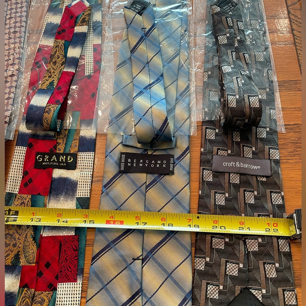 Men's Assorted 100% Silk Ties - Picture 7 of 8